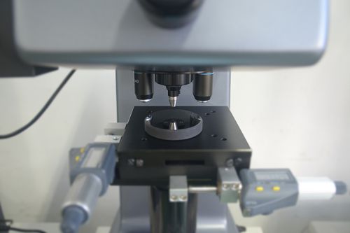 XHVT-1000Z Micro Vickers Hardness Tester with CCD Camera